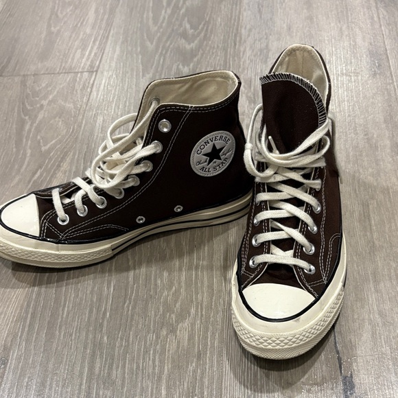 Converse Shoes - Converse High-Tops in Dark Brown and Cream
